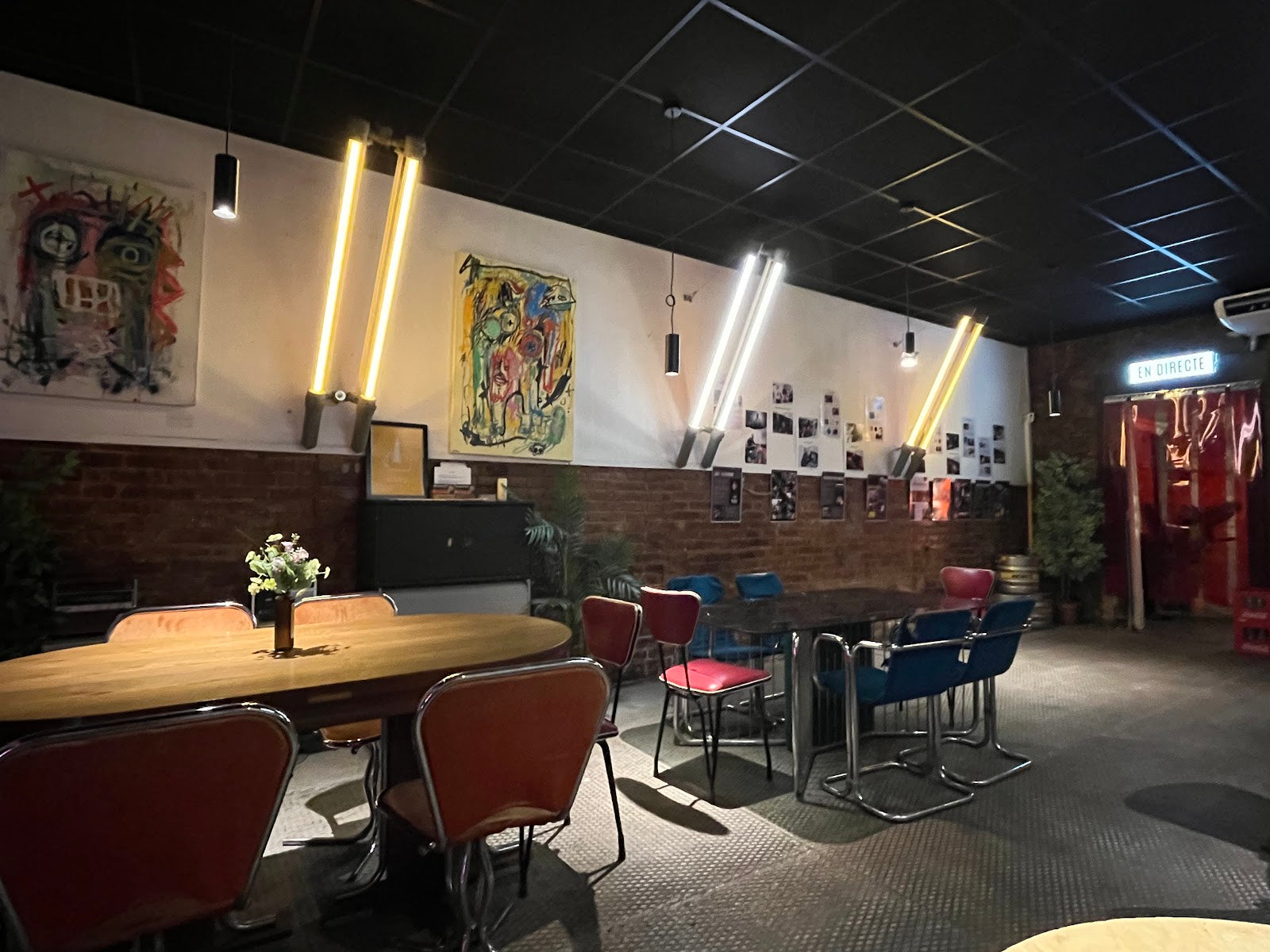 78|33 Restaurant & Music Hall