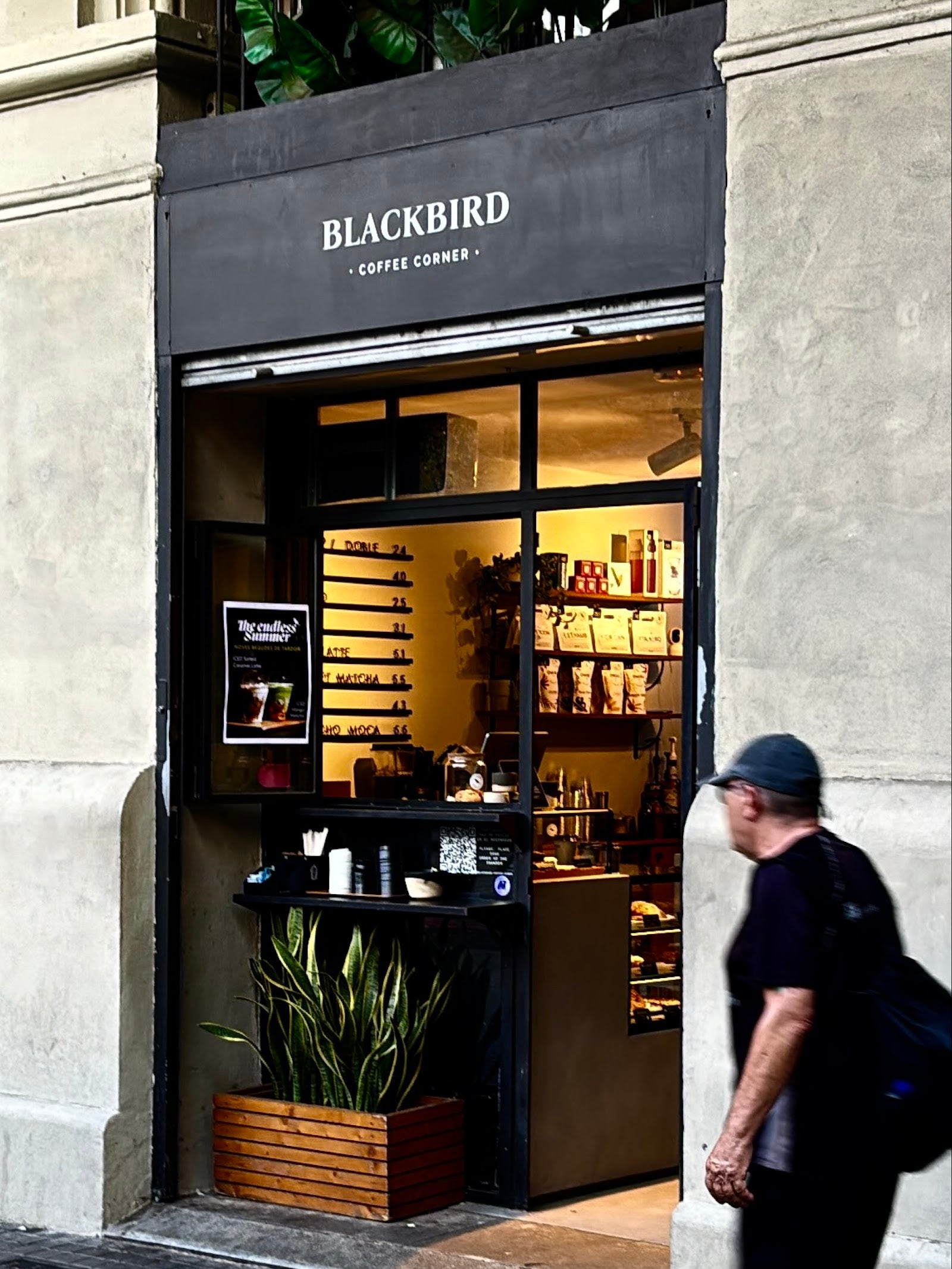Blackbird Coffee Corner - Sagrada Familia