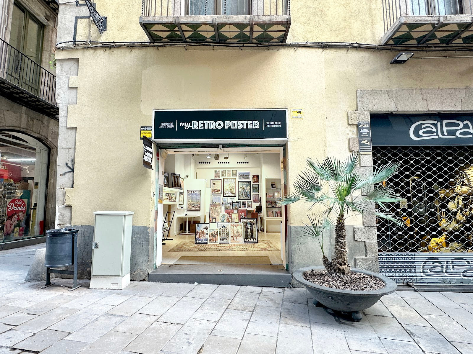 MyRetroPoster Barcelona – Art Gallery & Posters